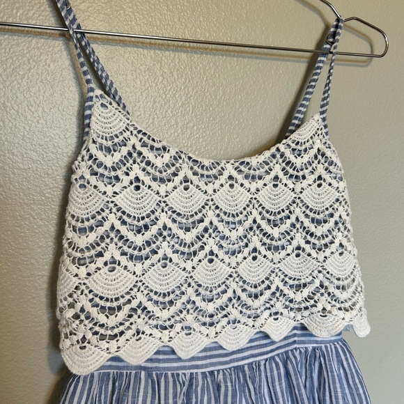 Abercrombie & Fitch White and Blue Striped Smocked Sundress - Picture 3 of 8